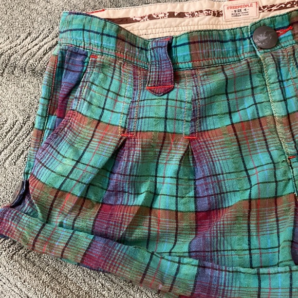 Free People Plaid Shorts size 4 - Picture 4 of 9